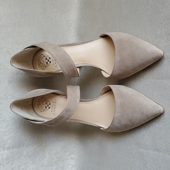 VINCE CAMUTO Carlotte Biege Taupe Suede Leather Upper D'Orsay Pump SIZE: 11M - Picture 2 of 13